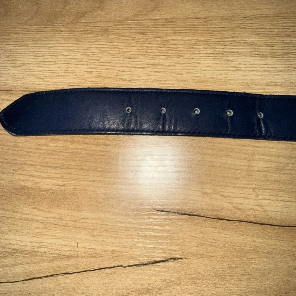AM Made In Italy Silver Tone Belt Buckle 3” Blue Leather Belt USA Size L‎ 37”